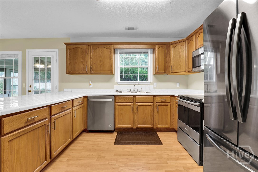287 Rd Atlanta Bloomingdale, GA 31302 - Photo 3 of 44