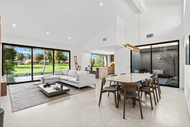 $995,000 | 391 Gran Via, Palm Desert, CA 92260