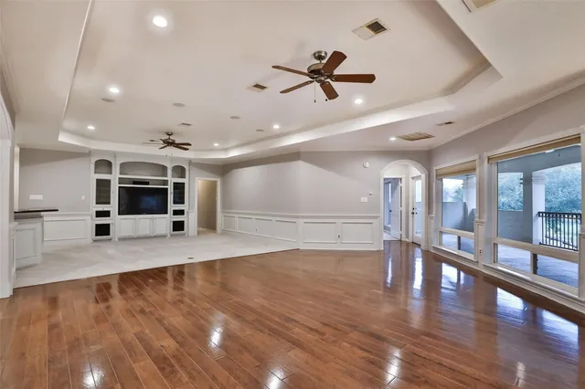 $2,300,000 | 35 Gleannloch Estates Drive, Spring, TX 77379