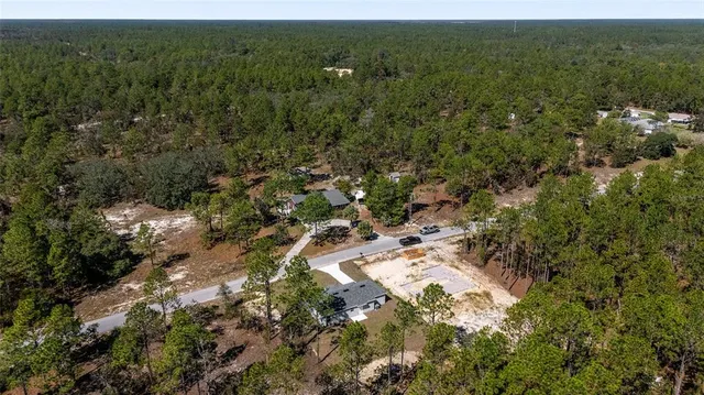 $207,000 | 1923 Southwest Deer Park Heights Road, Dunnellon, FL 34431