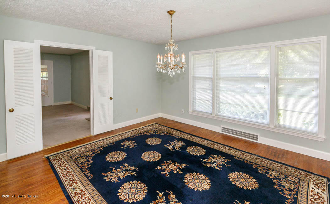 4522 Blenheim Road Louisville, KY 40207 - Photo 17 of 33 017