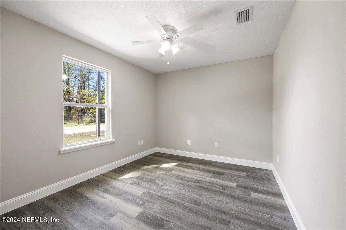 1913 Dahlia Road Jacksonville, FL 32254 - Photo 19 of 27 21-Photo - 021