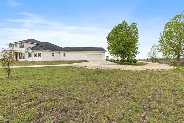 $1,152,000 | 10160 Wallace Road, Holland, TX 76534