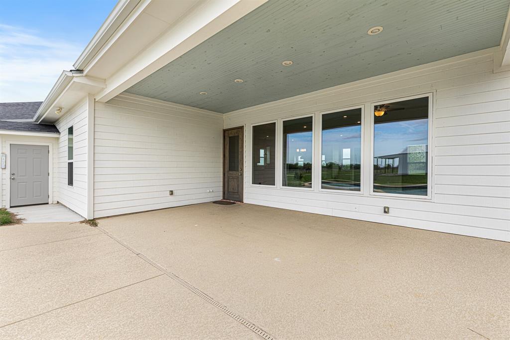10160 Wallace Road Holland, TX 76534 - Photo 32 of 40 View of patio / terrace