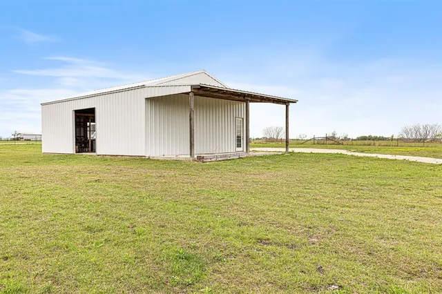 $1,152,000 | 10160 Wallace Road, Holland, TX 76534