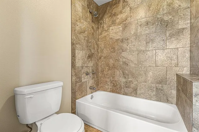 $1,152,000 | 10160 Wallace Road, Holland, TX 76534