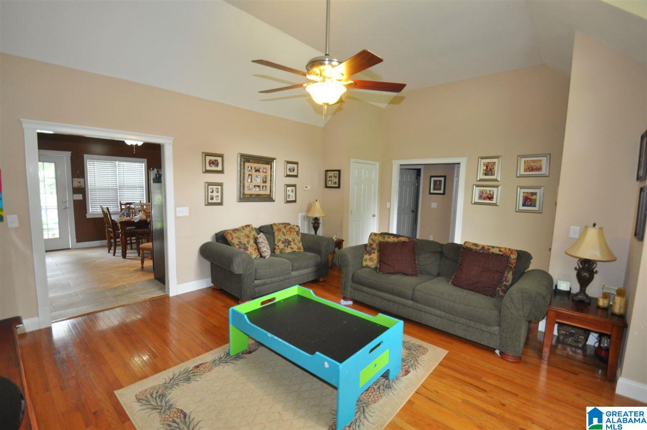 1338 Deans Ferry Road Warrior, AL 35180 - Photo 20 of 44