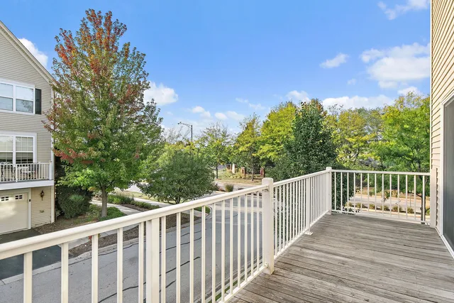 $339,000 | 413 Town Center Boulevard, Gilberts, IL 60136