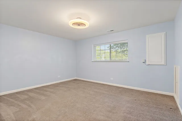 $339,000 | 413 Town Center Boulevard, Gilberts, IL 60136