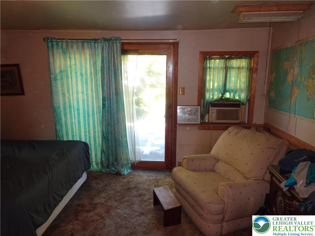 313 East Church Street Bethlehem, PA 18018 - Photo 16 of 27 a living room with furniture and a window