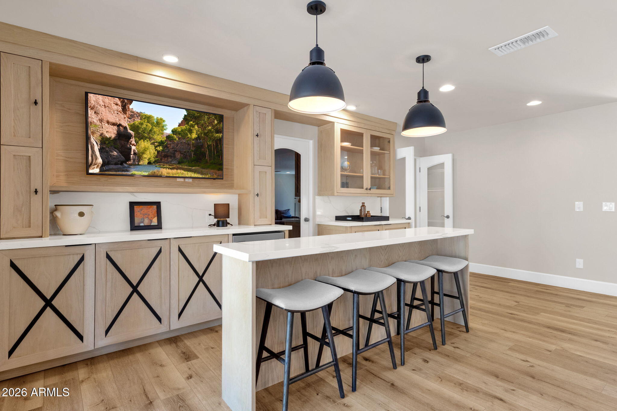 4139 East Colter Street Phoenix, AZ 85018 - Photo 14 of 58 Wet bar