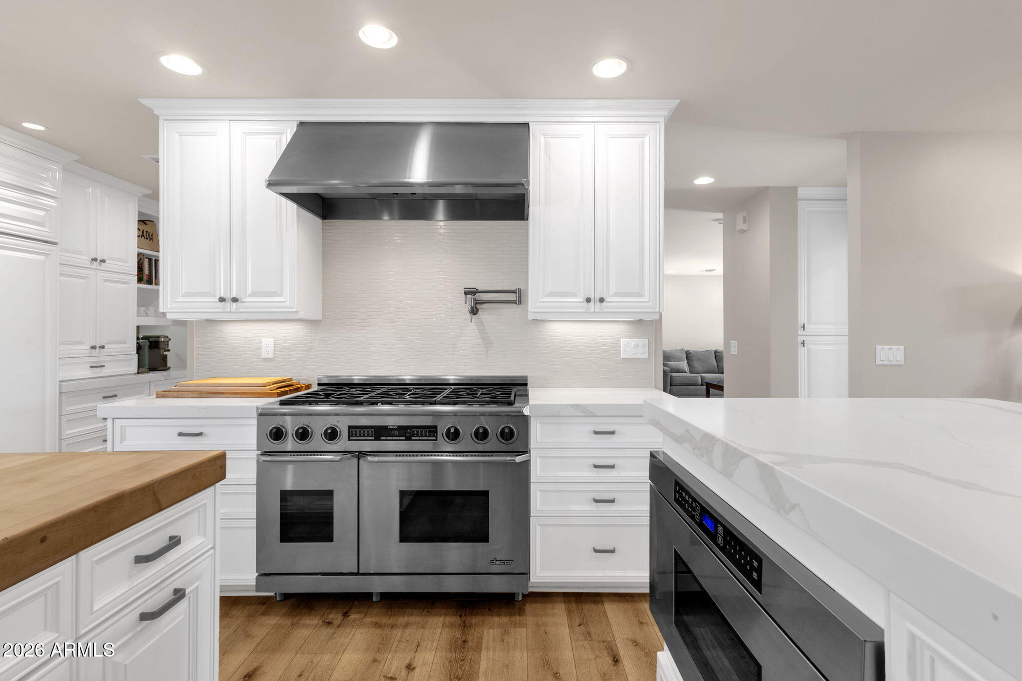 4139 East Colter Street Phoenix, AZ 85018 - Photo 18 of 58 Kitchen
