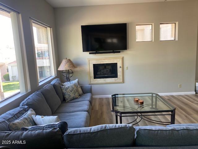 8270 North Hayden Road, Unit 2055 Scottsdale, AZ 85258 - Photo 6 of 24 Living TV