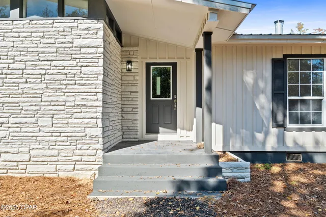 $445,000 | 364 Lister Drive, Wewahitchka, FL 32465
