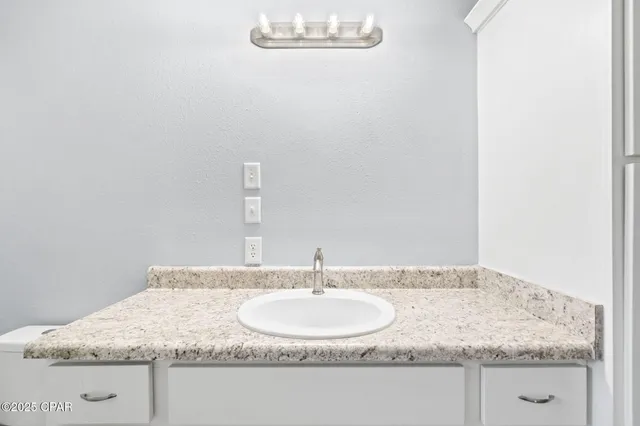 $445,000 | 364 Lister Drive, Wewahitchka, FL 32465