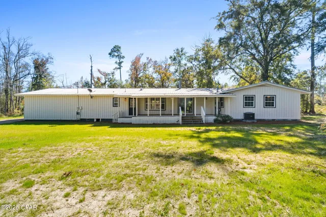 $445,000 | 364 Lister Drive, Wewahitchka, FL 32465