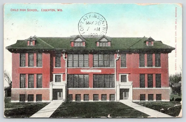 $320,000 | 116 Swift Street, Unit 203, Edgerton, WI 53534