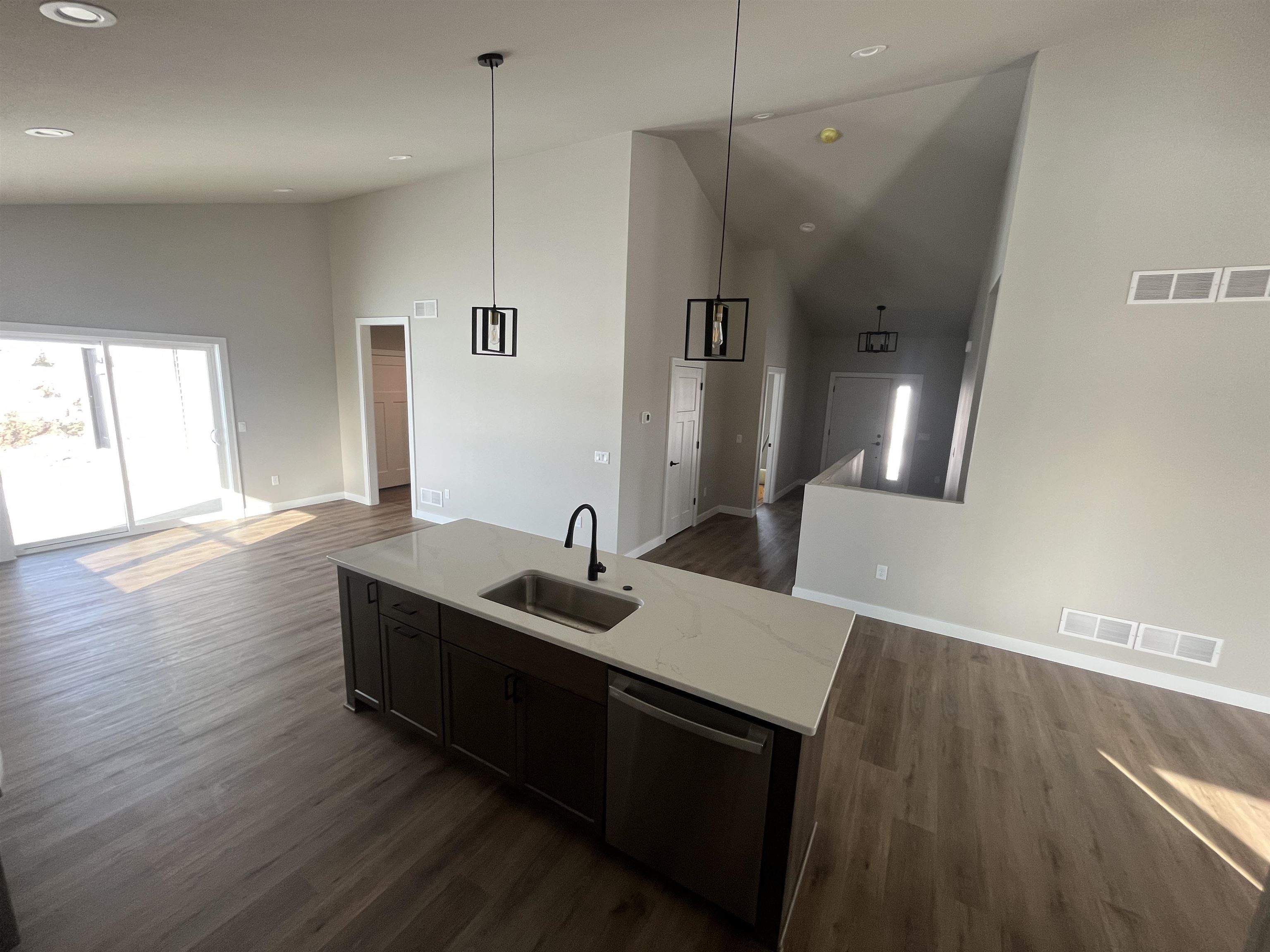 495 Foxfield Road Oregon, WI 53575 - Photo 7 of 29