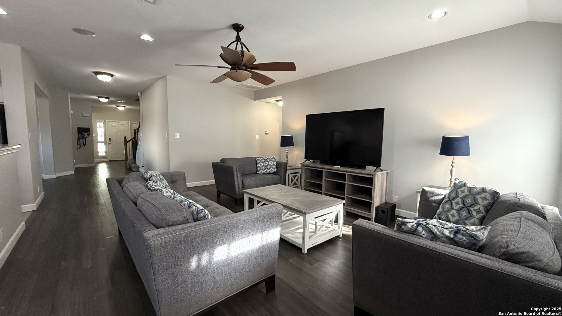9402 Anderson Way Converse, TX 78109 - Photo 9 of 37 a living room with furniture and a flat screen tv