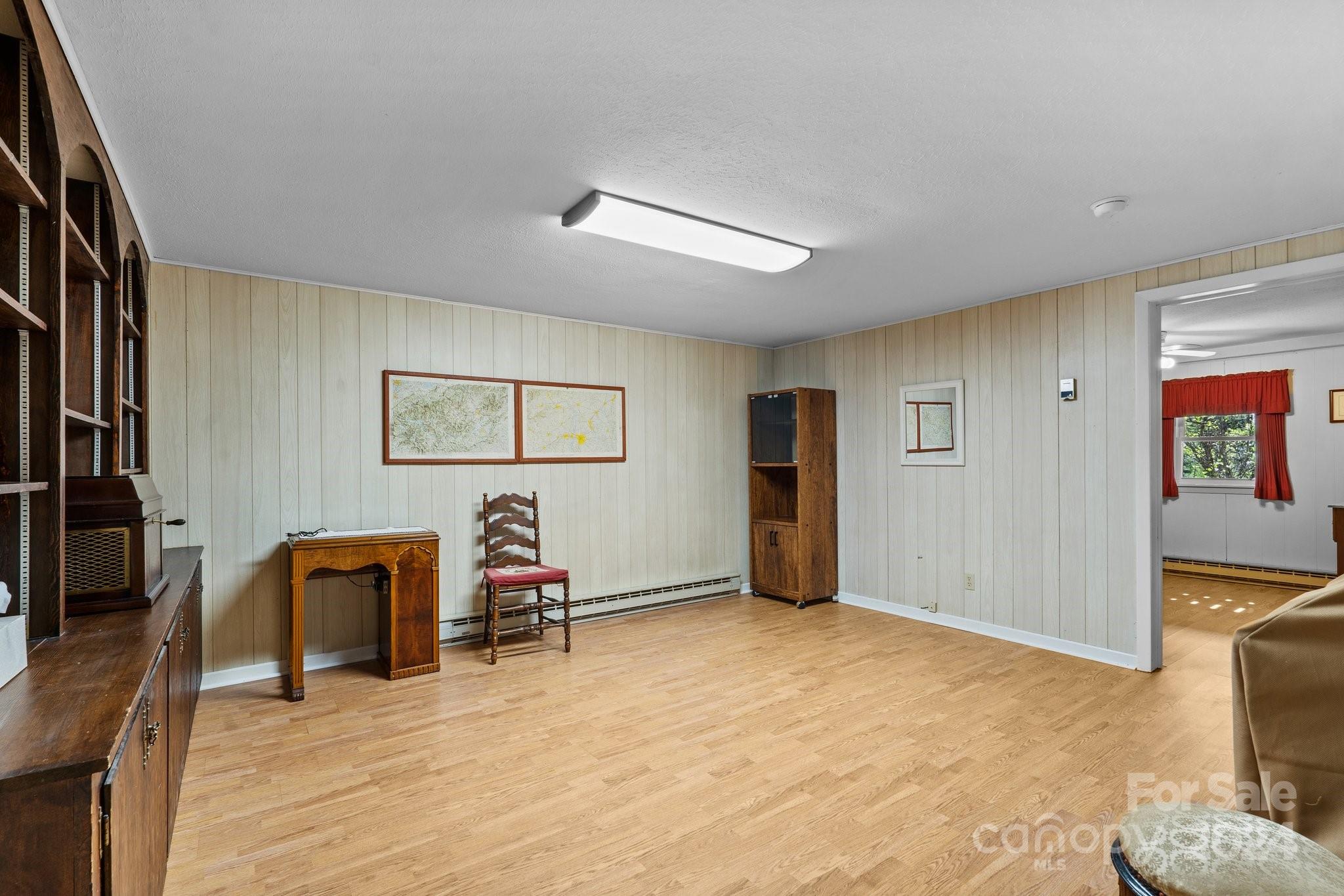 534 Mountain View Road Mars Hill, NC 28754 - Photo 32 of 42 Gallery Image 32