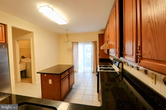 $4,000 | 34 Windsor Pond Road, Princeton Junction, NJ 08550