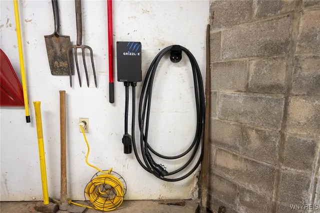 $560,000 | 5908 Herman Hill Road, Boston, NY 14127