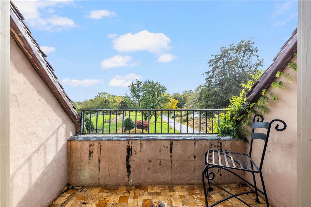 216 Gray Craig Road, Unit COTTAGE Middletown, RI 02842 - Photo 11 of 23