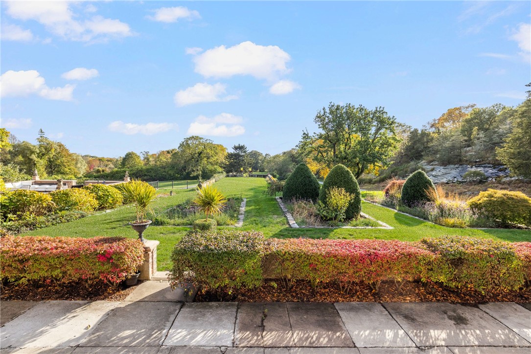 216 Gray Craig Road, Unit COTTAGE Middletown, RI 02842 - Photo 16 of 23