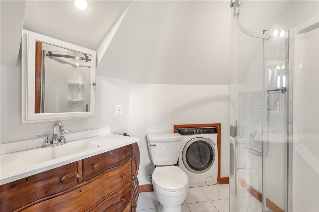 216 Gray Craig Road, Unit COTTAGE Middletown, RI 02842 - Photo 7 of 23