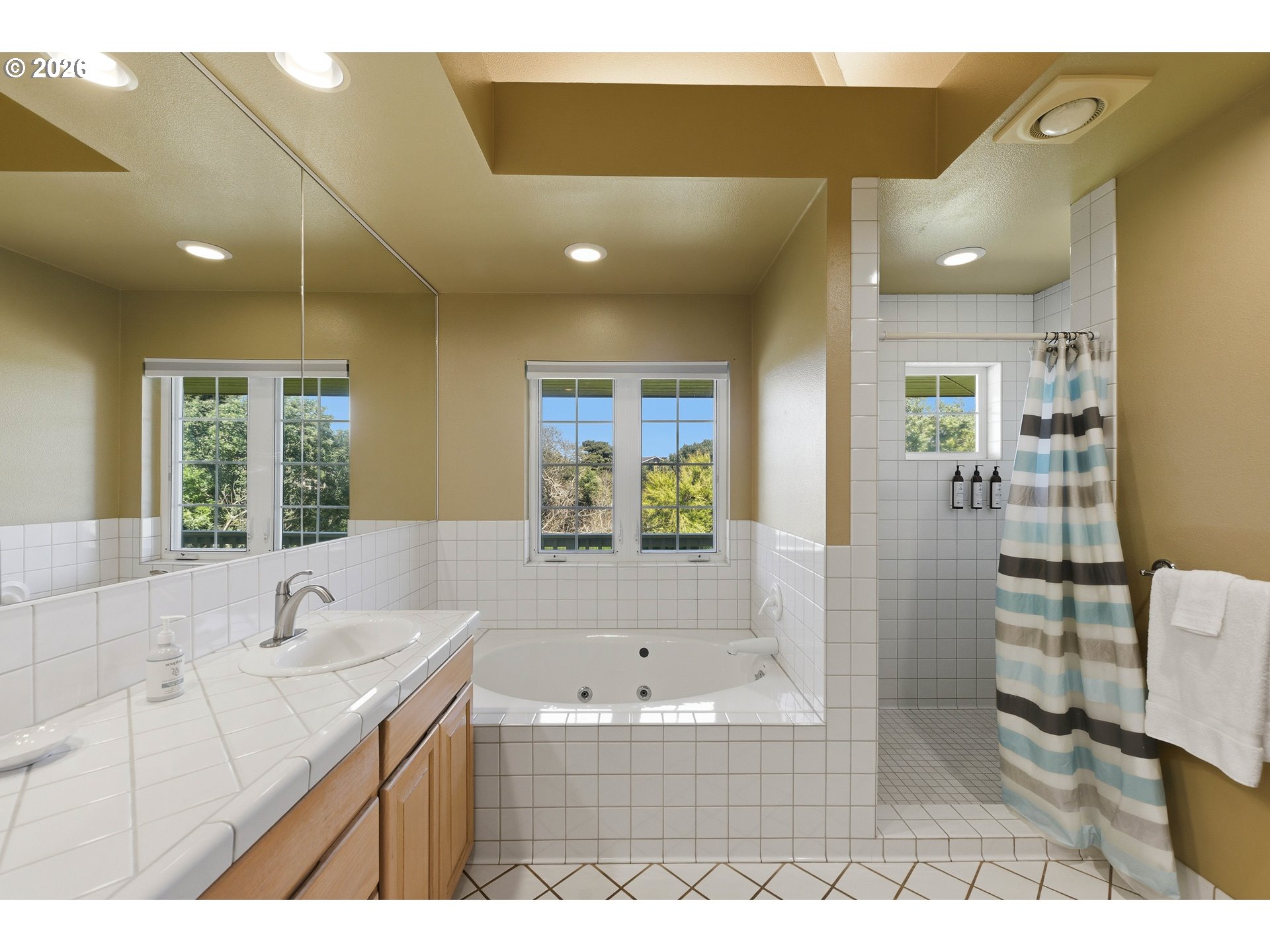 1337 Beach Loop Road Bandon, OR 97411 - Photo 26 of 47