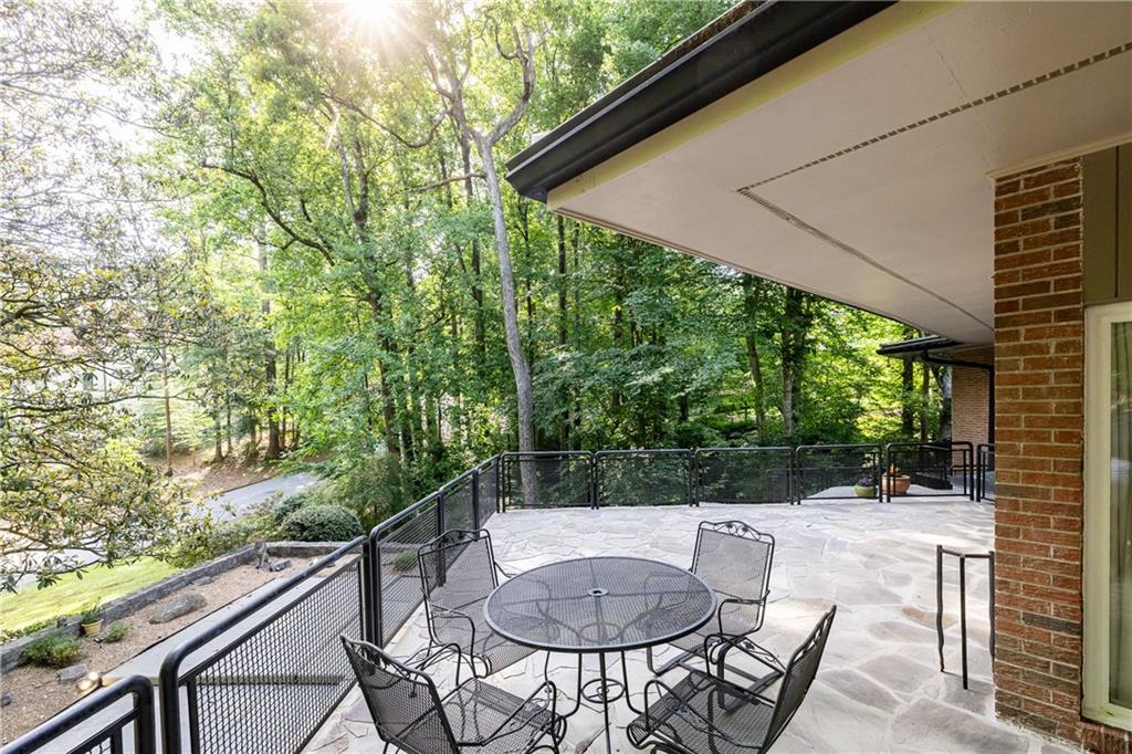 770 Kings Way Northwest Atlanta, GA 30327 - Photo 22 of 49