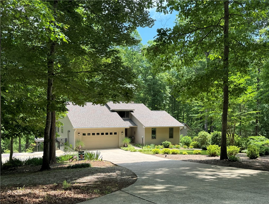 23 Quail Drive Salem, SC 29676 - Photo 1 of 50
