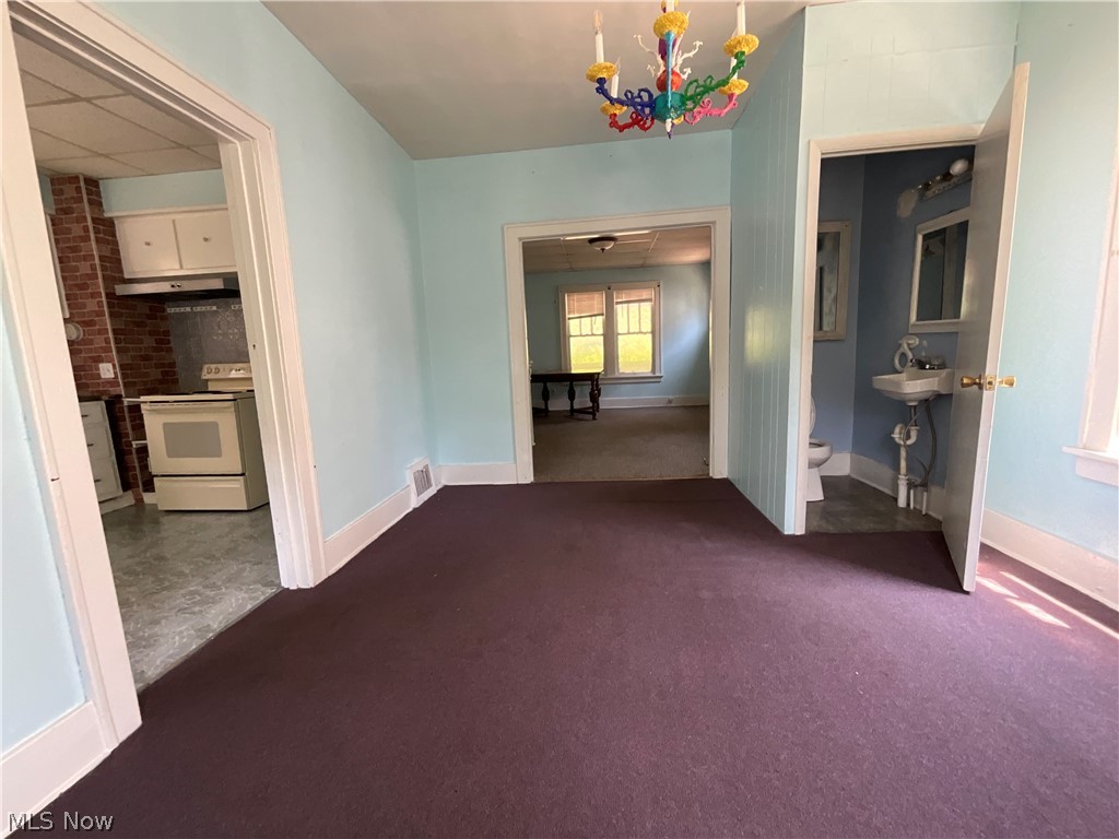 700 Cove Road Weirton, WV 26062 - Photo 8 of 26 Gallery Image 8