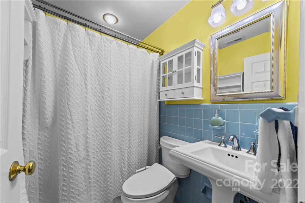 12901 Hamilton Road Charlotte, NC 28273 - Photo 14 of 32 Gallery Image 14