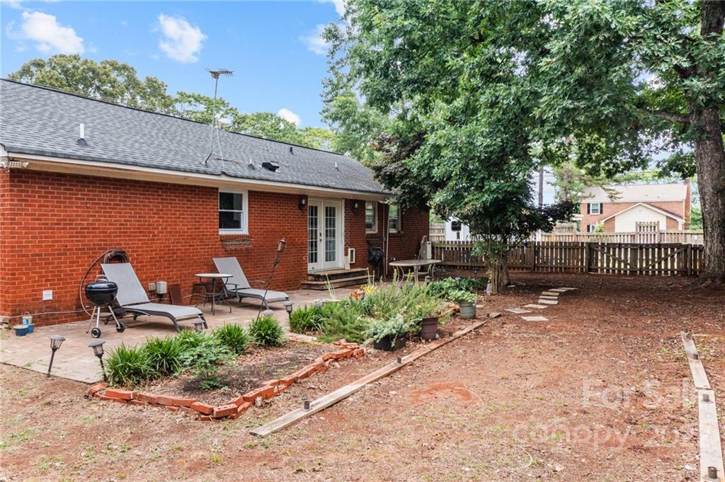 12901 Hamilton Road Charlotte, NC 28273 - Photo 20 of 32 Gallery Image 20