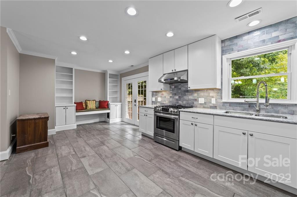 12901 Hamilton Road Charlotte, NC 28273 - Photo 9 of 32 Gallery Image 9