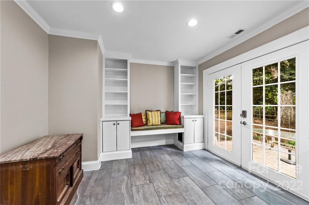 12901 Hamilton Road Charlotte, NC 28273 - Photo 10 of 32 Gallery Image 10