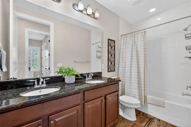 $949,900 | 14282 Creekbed Circle, Winter Garden, FL 34787