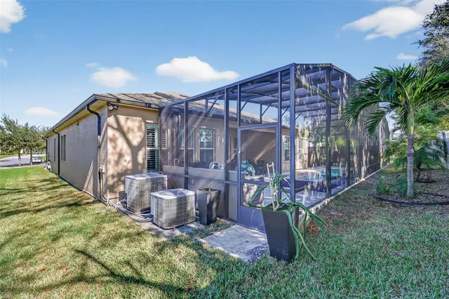 $949,900 | 14282 Creekbed Circle, Winter Garden, FL 34787