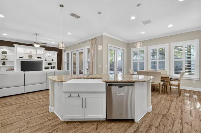 $949,900 | 14282 Creekbed Circle, Winter Garden, FL 34787