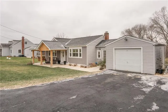 $249,900 | 106 Kingston Street, Latrobe, PA 15650