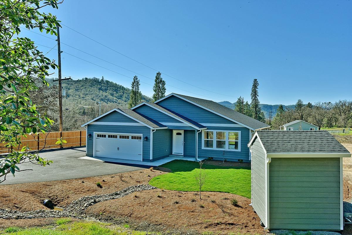 10014 Blackwell Road Central Point, OR 97502 - Photo 4 of 22 Additional Photo
