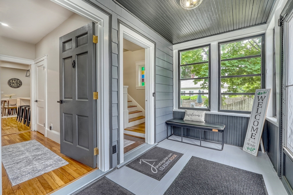 9 Bellevue Road, Unit B Wakefield, MA 01880 - Photo 3 of 36