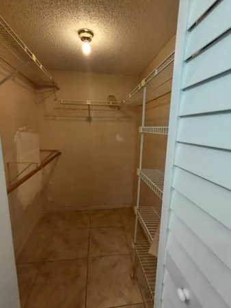 $1,800 | 6850 Royal Palm Boulevard, Unit 211G, Margate, FL 33063