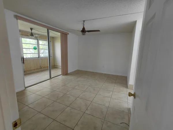 $1,800 | 6850 Royal Palm Boulevard, Unit 211G, Margate, FL 33063