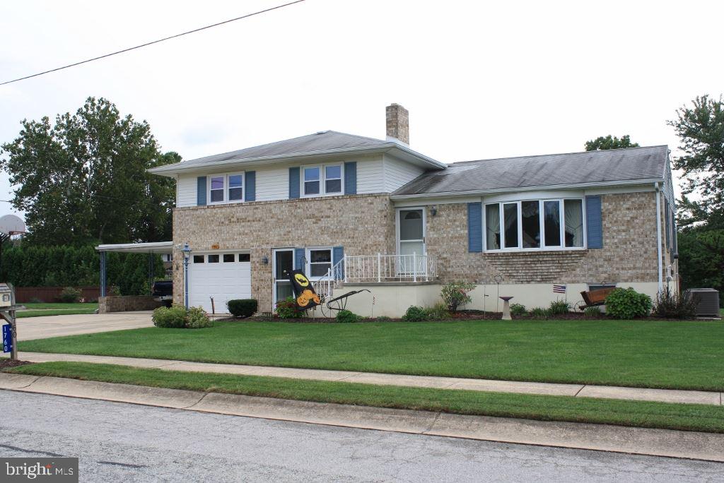 1760 Topaz Road York, PA 17408 - Photo 1 of 14 Gallery Image 1