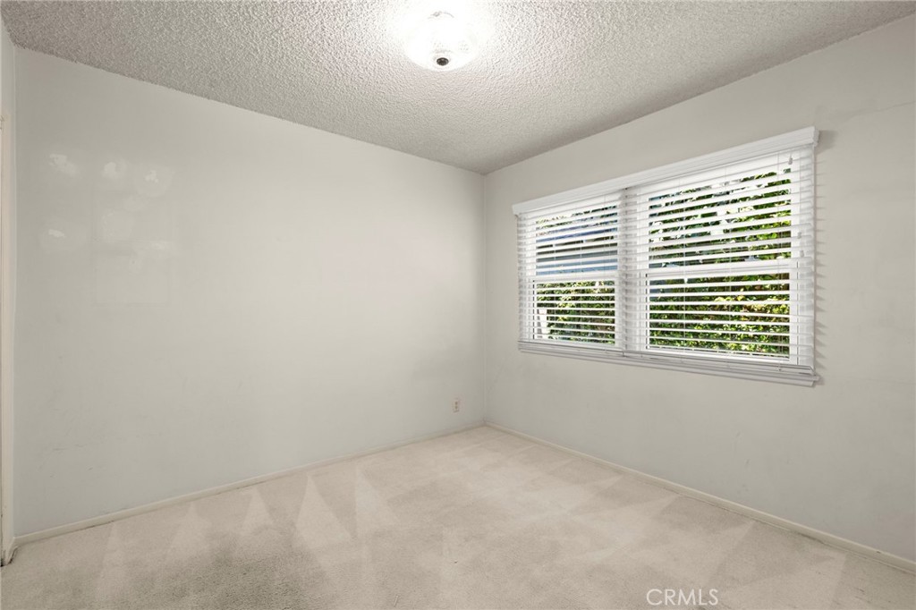 9412 Rhea Avenue Northridge, CA 91324 - Photo 17 of 24