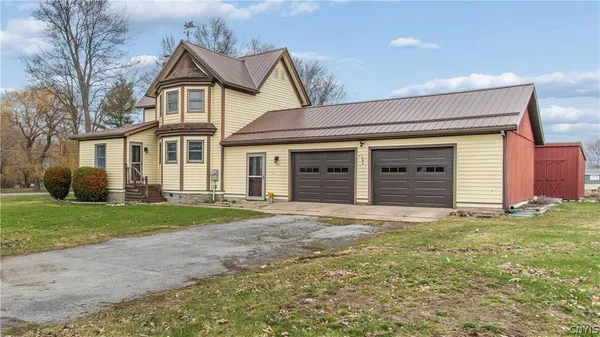 $195,000 | 316 Centre Street, Cape Vincent, NY 13618