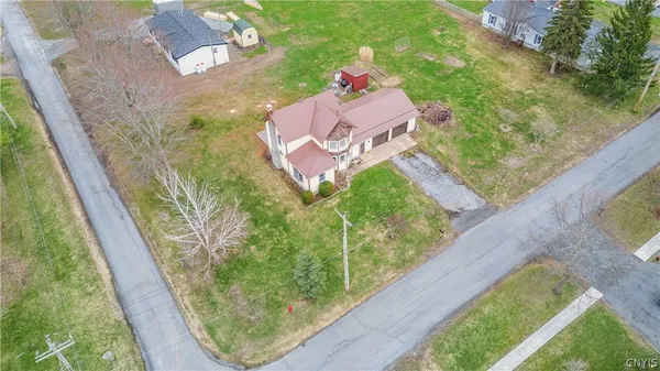 $195,000 | 316 Centre Street, Cape Vincent, NY 13618