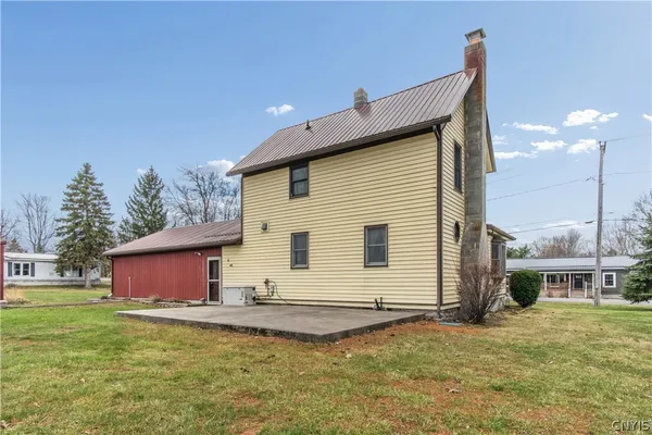 $195,000 | 316 Centre Street, Cape Vincent, NY 13618